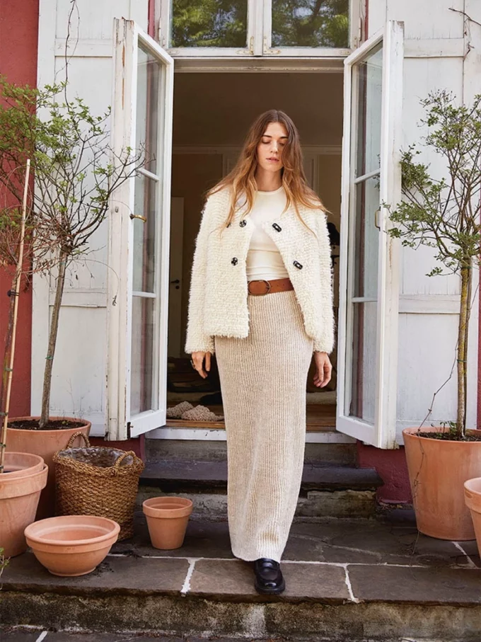 Sandnes Garn I 2308 (vol. 1) Nr. 6 Aya Jacket