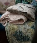 Laine Magazine I 52 Wochen Tücher Stricken (Deutsch) – Bild 3