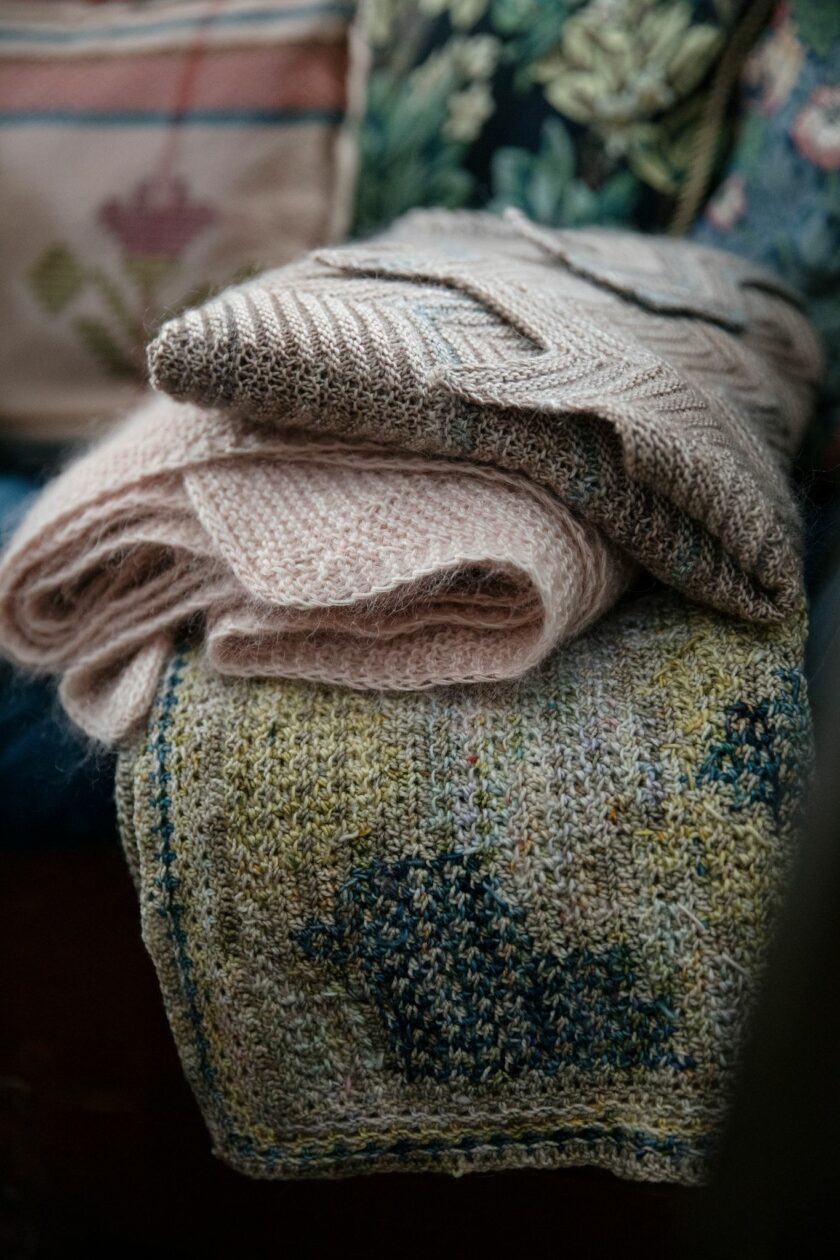 Laine Magazine I 52 Wochen Tücher Stricken (Deutsch) – Bild 3