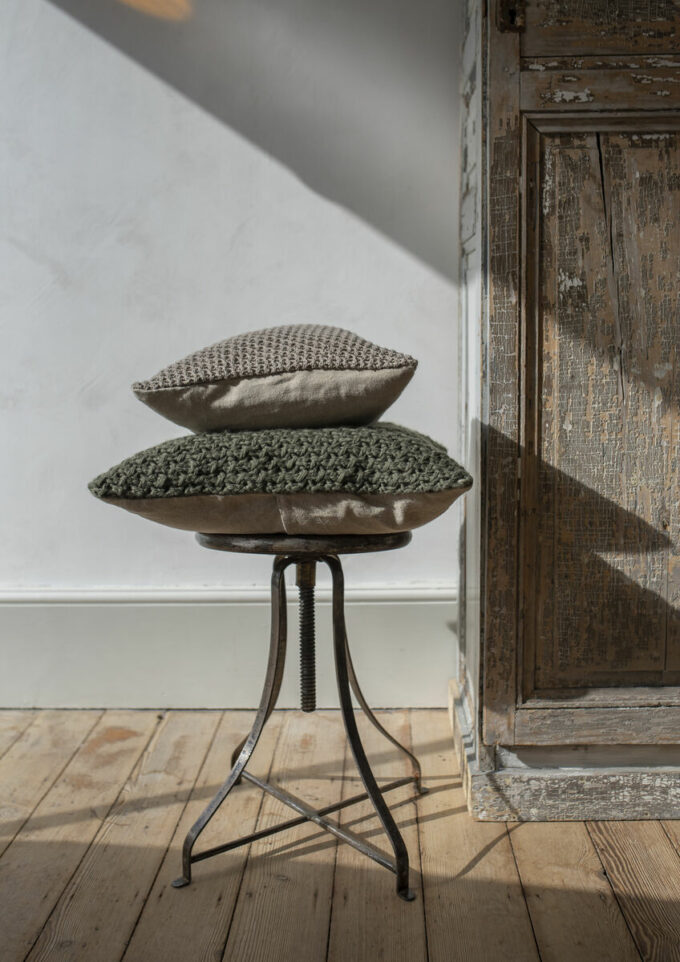 Rowan I INDOORS by Erika Knight