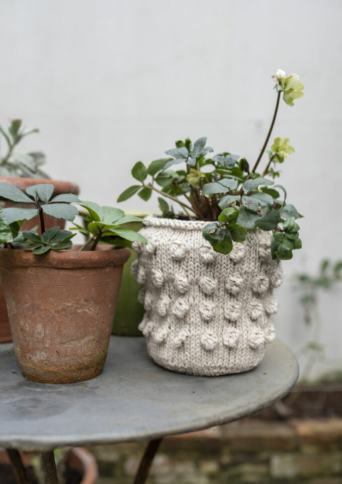 Rowan I INDOORS by Erika Knight