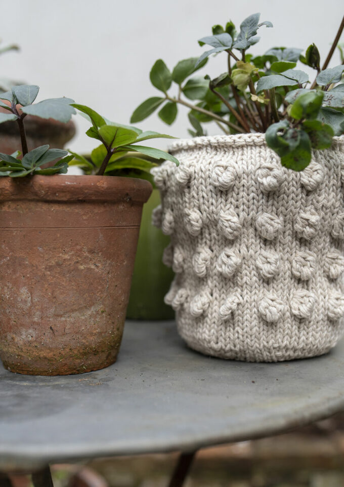 Rowan I INDOORS by Erika Knight