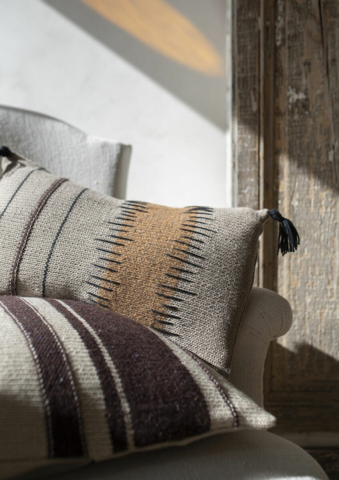 Rowan I INDOORS by Erika Knight