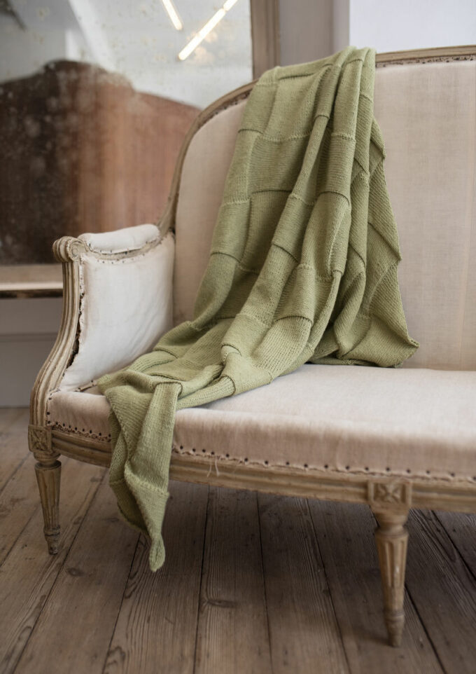 Rowan I INDOORS by Erika Knight