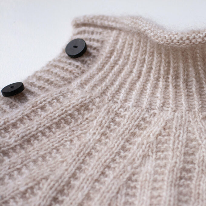 Anne Ventzel I Ribbed Raglan