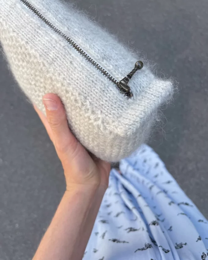 PetiteKnit I Honey Clutch