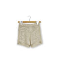 Helga Isager  I Tan Shorts & Top – Bild 7