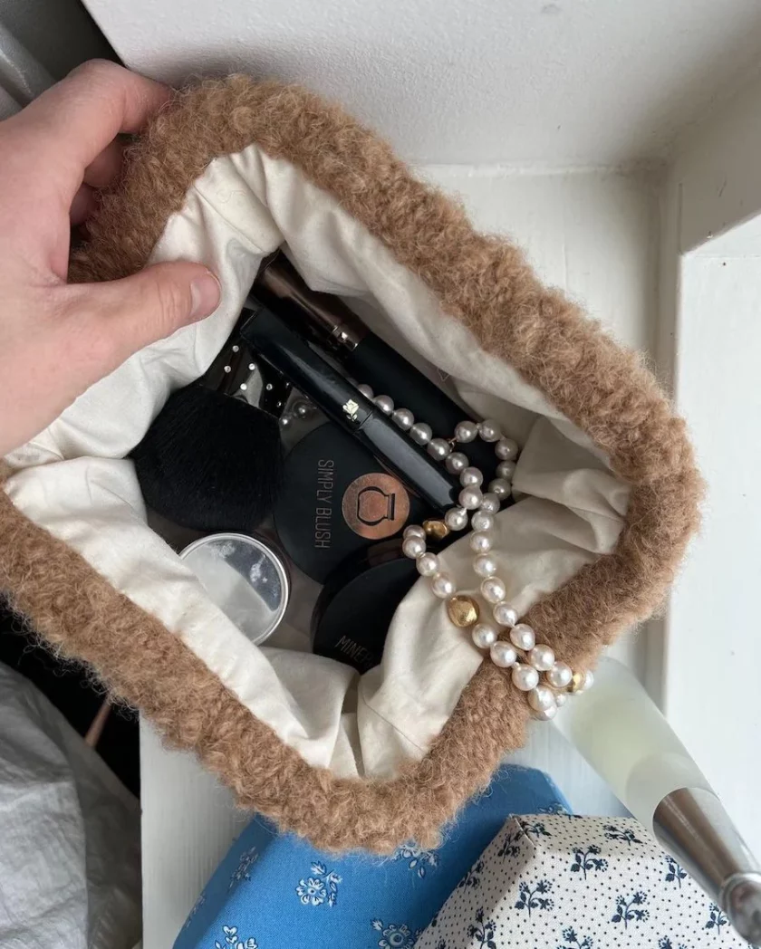 PetiteKnit I Rahmen kleine Teddy und Winter Clutch – Bild 6