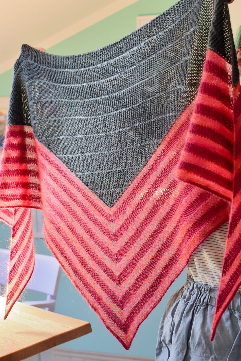 Sosu I Stay At Home Shawl – Bild 2