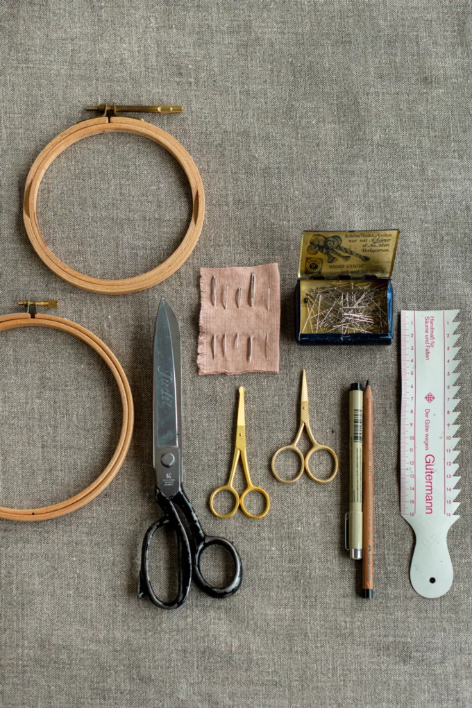 Laine Magazine I Embroidery on Knits