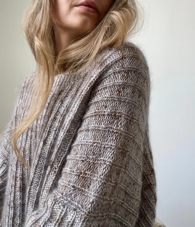 Aegyoknit I Hyun Sweater