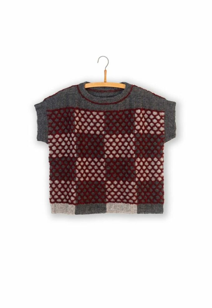 Isager I A Knitting Life - out into the world