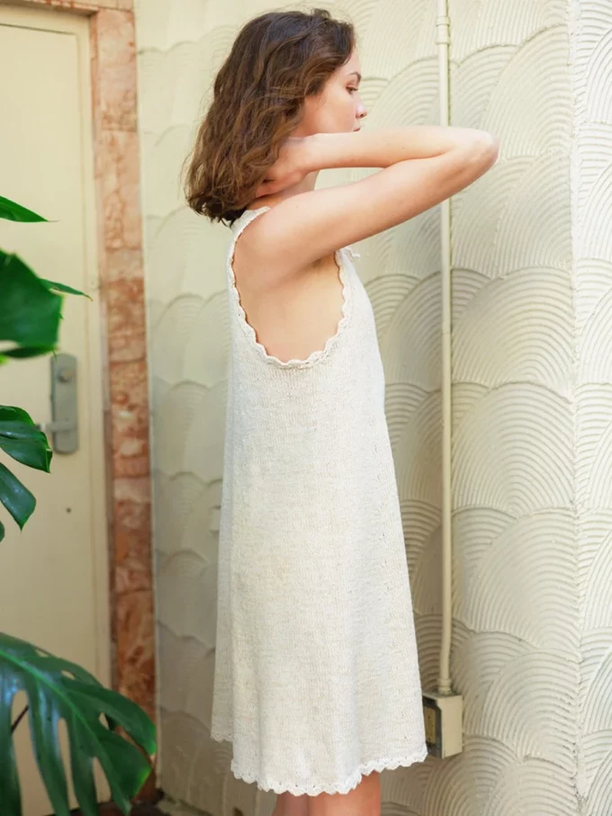 Sandnes Garn I Linnea Dress (2404-1)