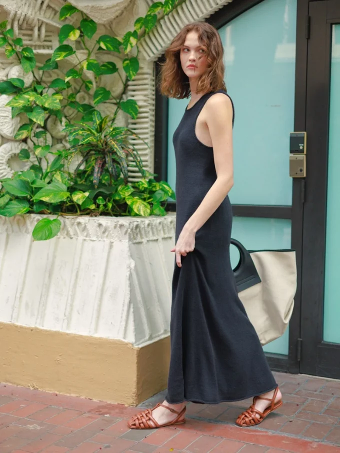 Sandnes Garn I Sia Dress (2404-3)