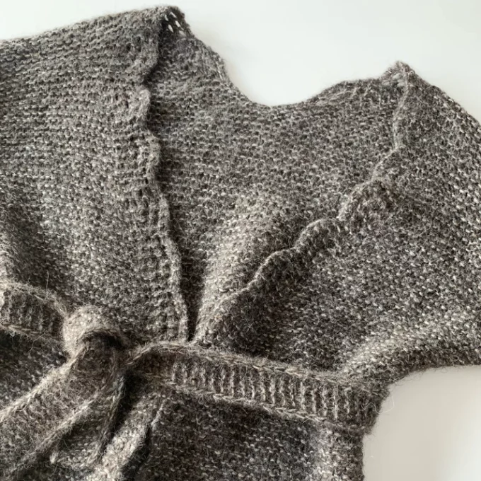 Odd Row I Scalloped Cardigan