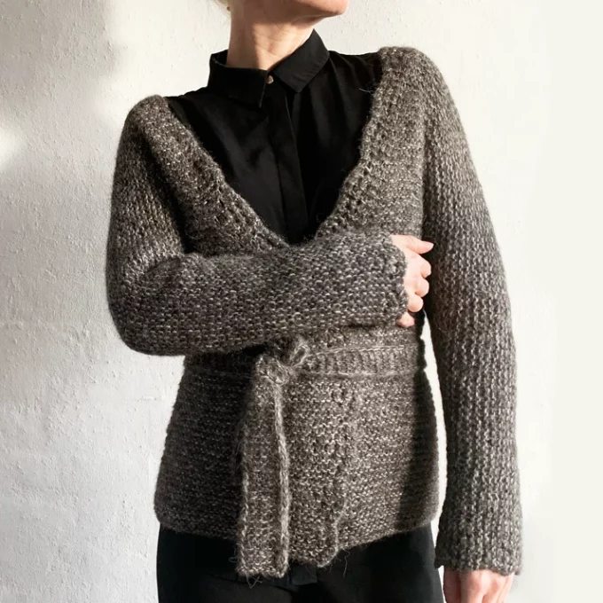 Odd Row I Scalloped Cardigan