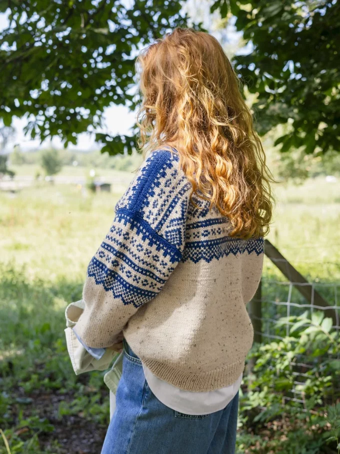 Sandnes Garn I  Marius Damegenser 2410-02