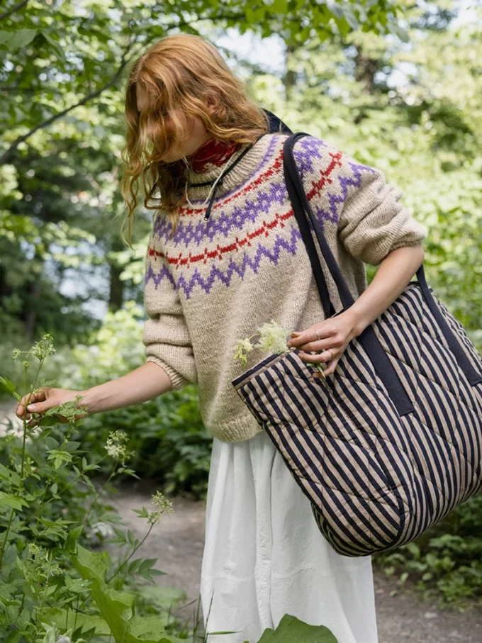 Sandnes Garn I  Polarlight Damegenser 2410-07