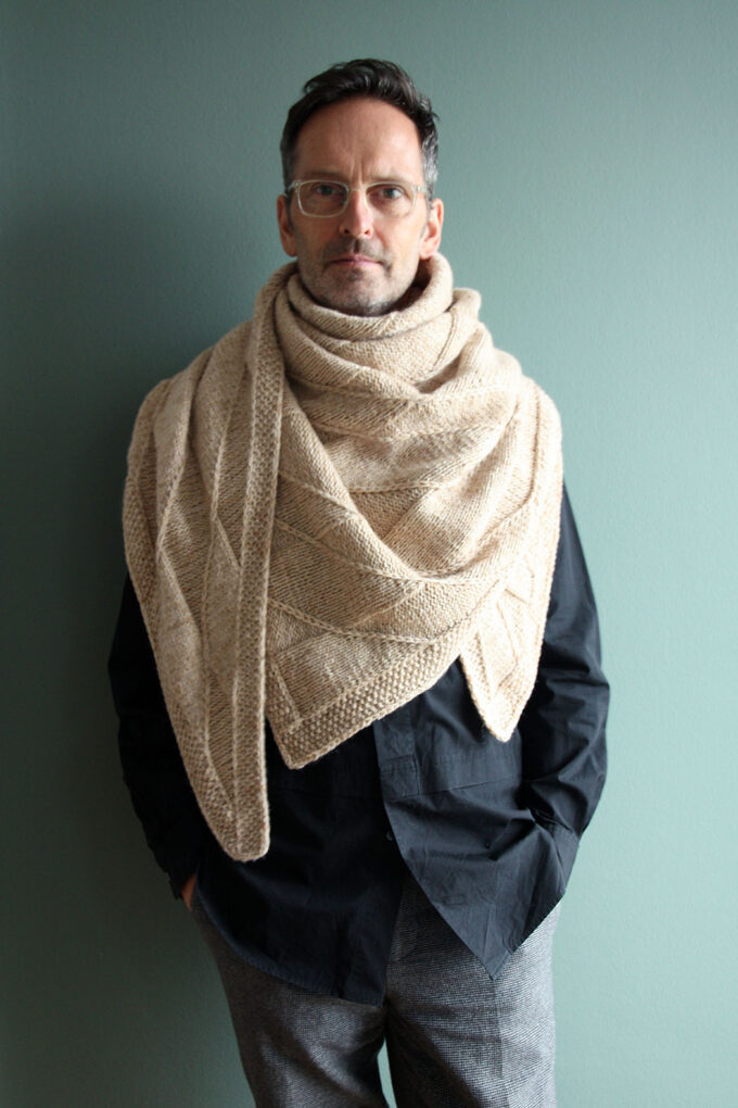 LITLG I The Undertow Triangle Shawl