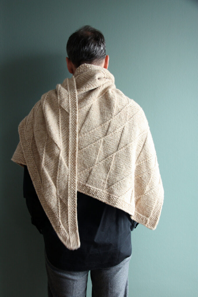 LITLG I The Undertow Triangle Shawl