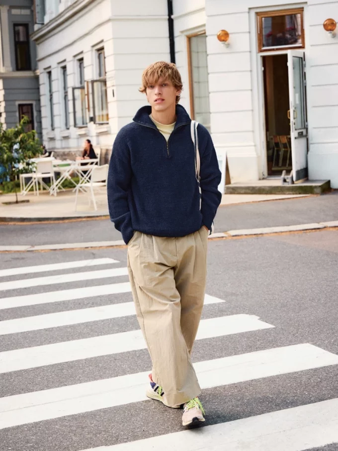 Sandnes Garn I  Matthew Sweater Man 2412-04