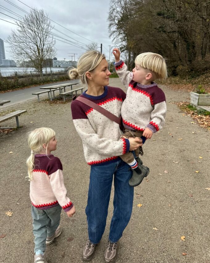 PetiteKnit I Cross Sweater