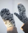 Anne Ventzel I LU LA LOOP Mütze + Fäustlinge – Bild 6