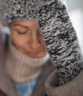 Anne Ventzel I LU LA LOOP Mütze + Fäustlinge – Bild 3