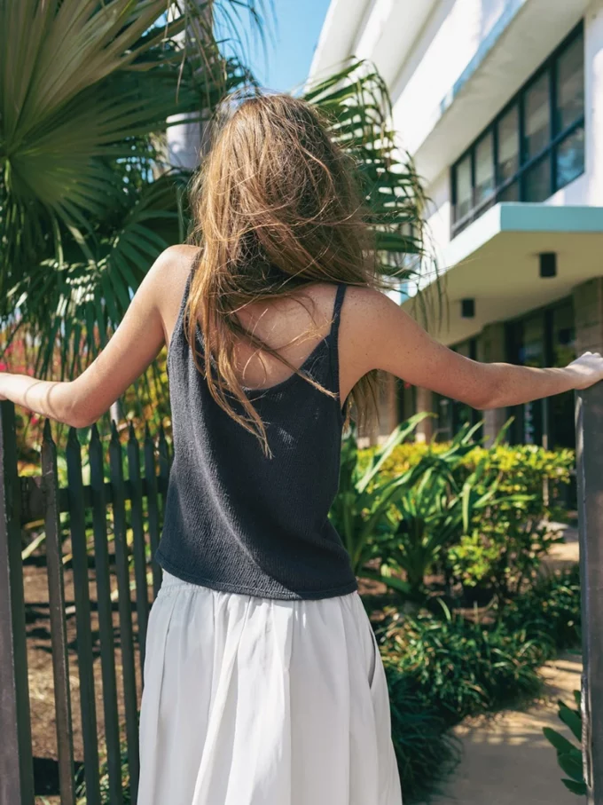 Sandnes Garn I  Clementine Top (2504-04a)