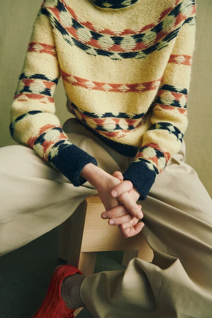 Helga Isager I Gunta Sweater (Variante Eco Soft)