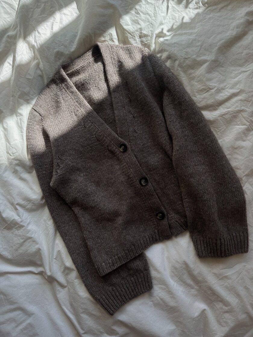 My Favorite Things Knitwear I Cardigan No. 10 - Yak Variante – Bild 6