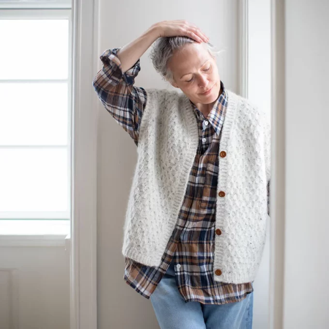 Anne Ventzel I LEANDER CARDI VEST (Variante Sandnes Garn)