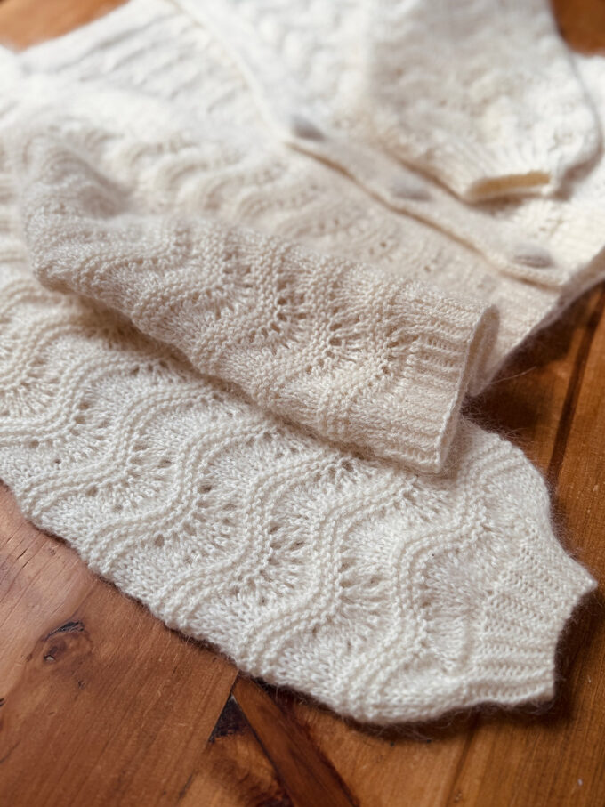 Kolibri by Johanna I Jean Cardigan