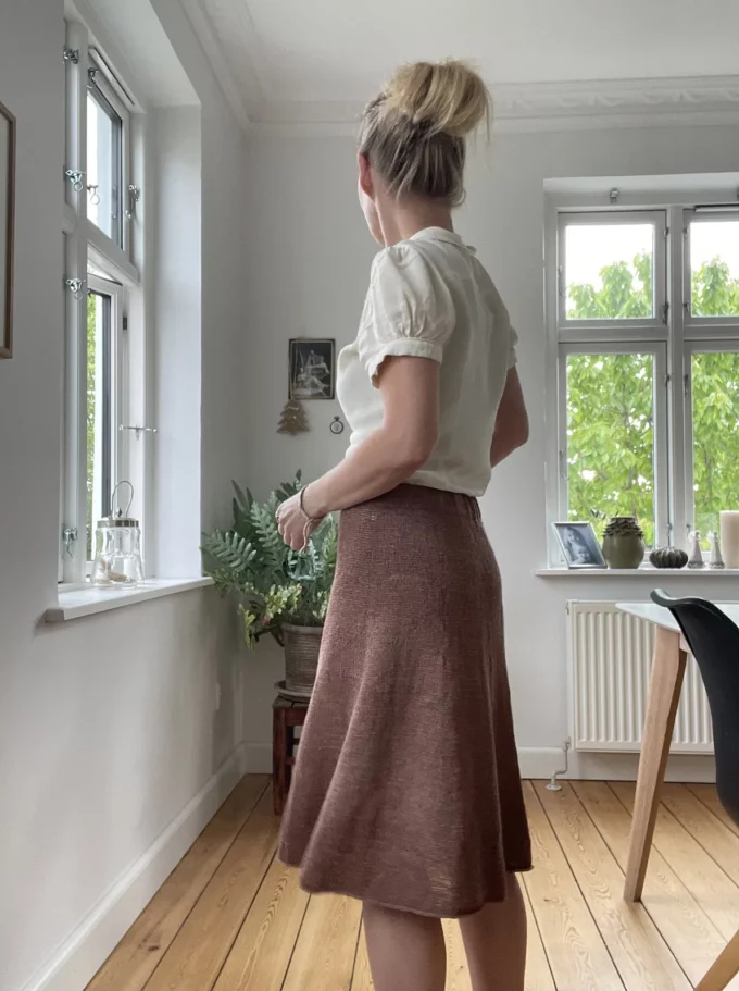 Trine Bertelsen I Linette's skirt