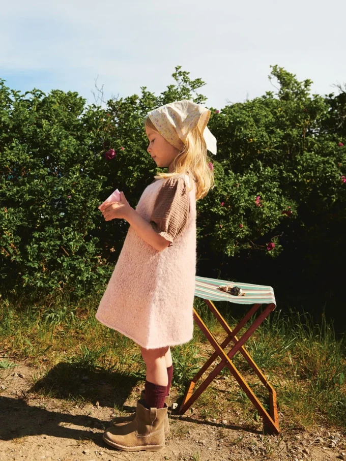 Sandnes Garn I Meadow Dress Junior 2506-1