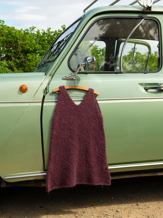 Sandnes Garn I Meadow Dress Junior 2506-1