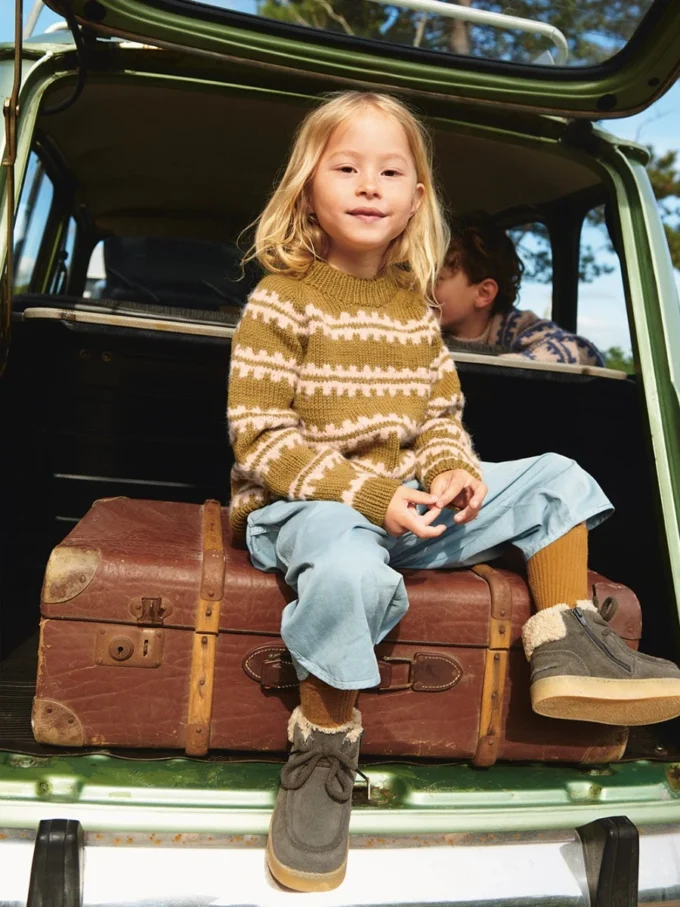 Sandnes Garn I Ridge Sweater Junior 2506-2