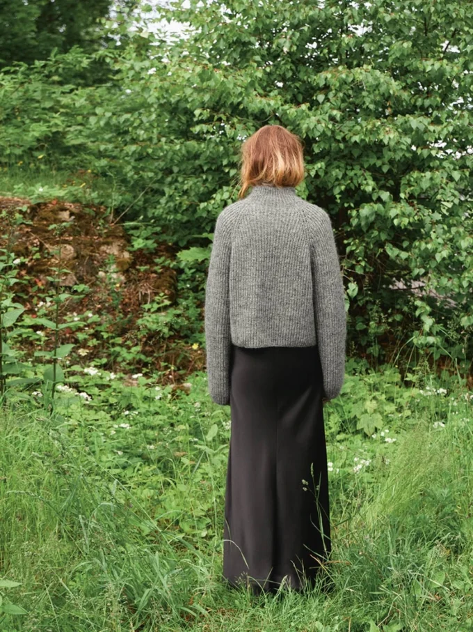 Sandnes Garn I Tia Zipper Sweater 2507- 10