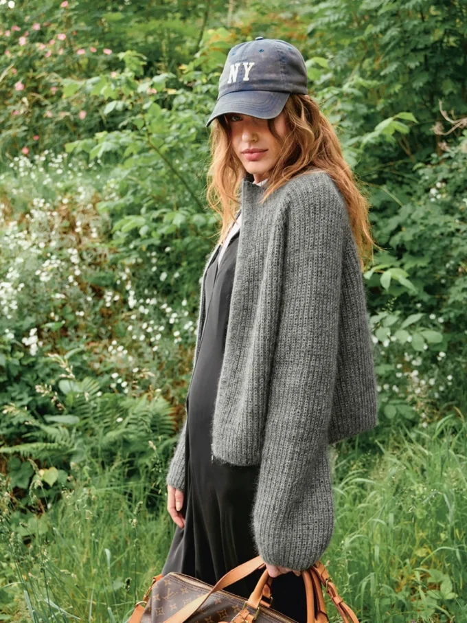 Sandnes Garn I Tia Zipper Sweater 2507- 10