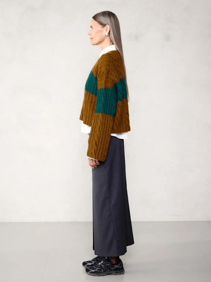 Sandnes Garn I Brady Sweater 2507- 1b