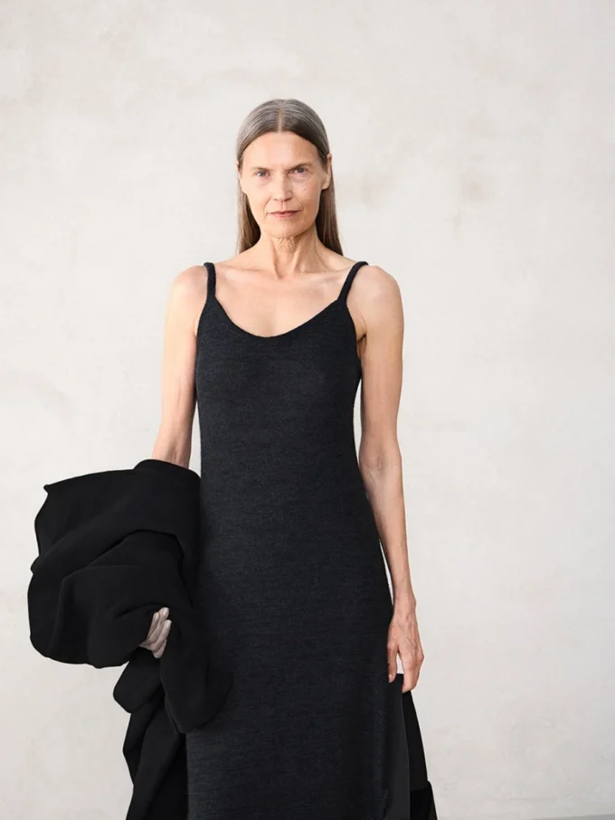 Sandnes Garn I Emerson Dress 2507- 2b