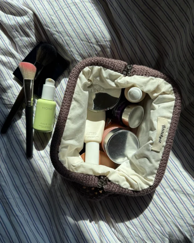 PetiteKnit I Juno Clutch