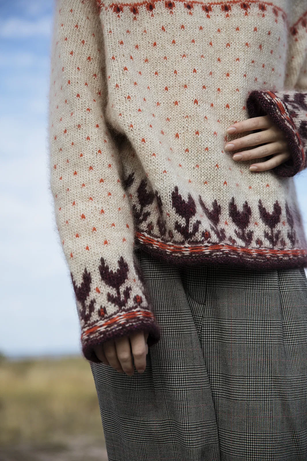 Otherloops I Flower Loop Sweater – Bild 8