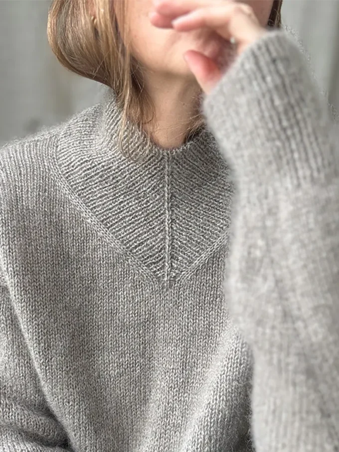 Otherloops I High V Loop Sweater