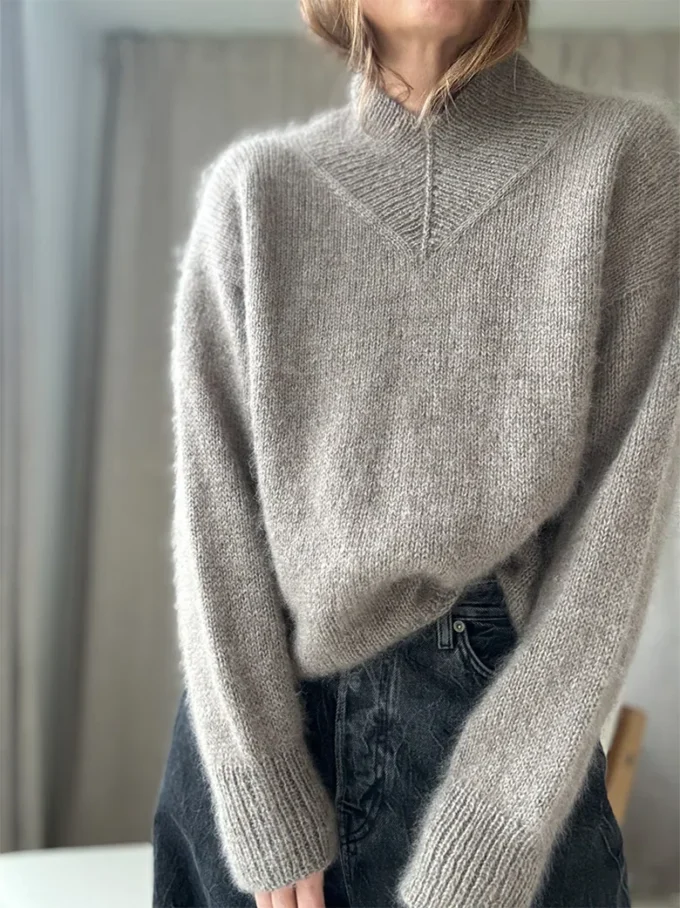 Otherloops I High V Loop Sweater