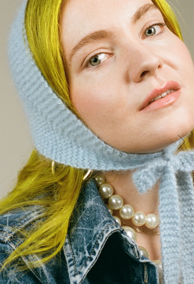 Bitte mach das I Emi Bonnet