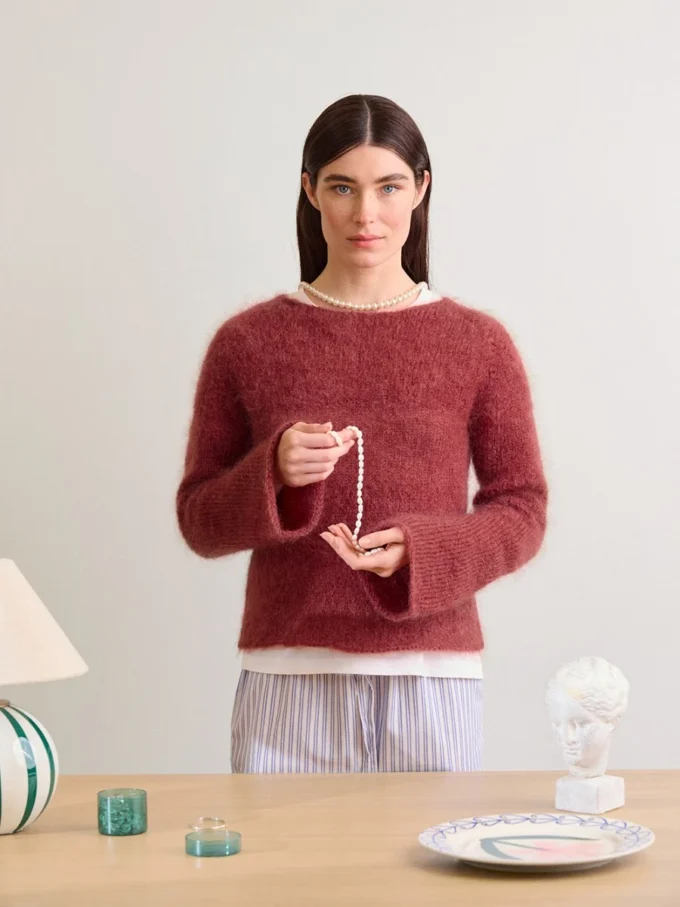 Sandnes Garn I Lyra Sweater (2502-4a)