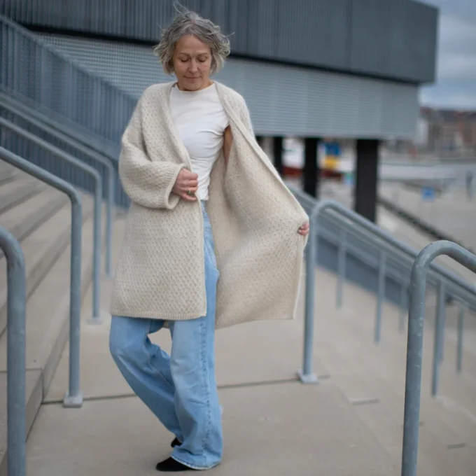 Anne Ventzel I Honey Cocoon