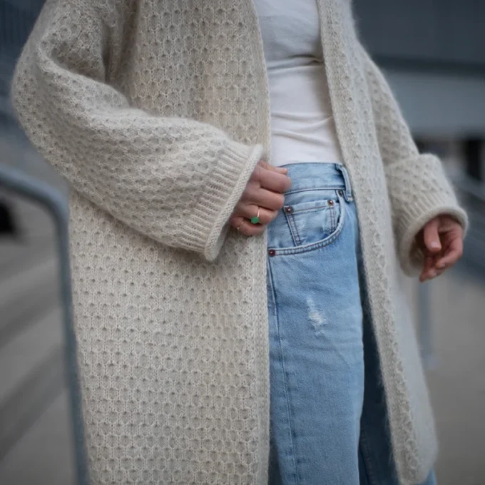 Anne Ventzel I Honey Cocoon