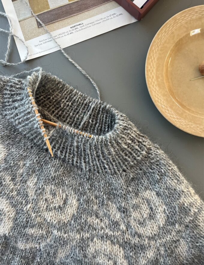 Le Knit I Rosie Yoke Sweater